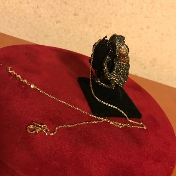 Alexis Bittar Green Crystal Frog and GoldRing with wrist Chain. Sz 8